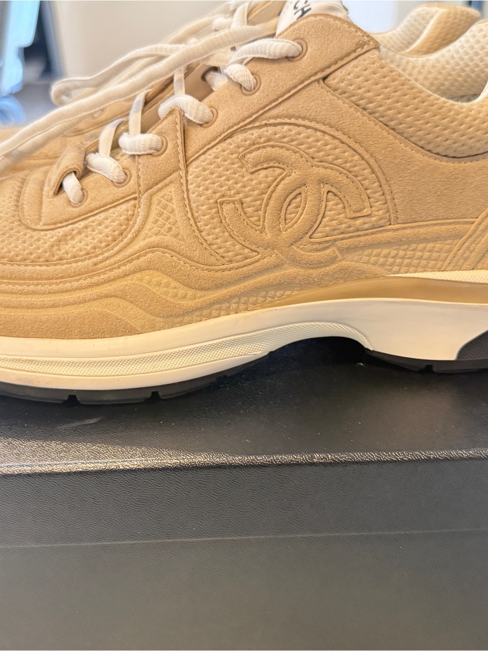 NIB Chanel Sneakers G45077 Beige/suede 41 - Picture 6 of 11